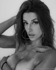 I like to make you think dirty thoughts