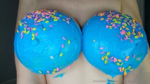 Hey my birthday is coming up on the 23rd the only thing i want is to