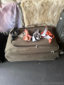 Travel essentials with sirensantiagoxxx comment what you d add what s