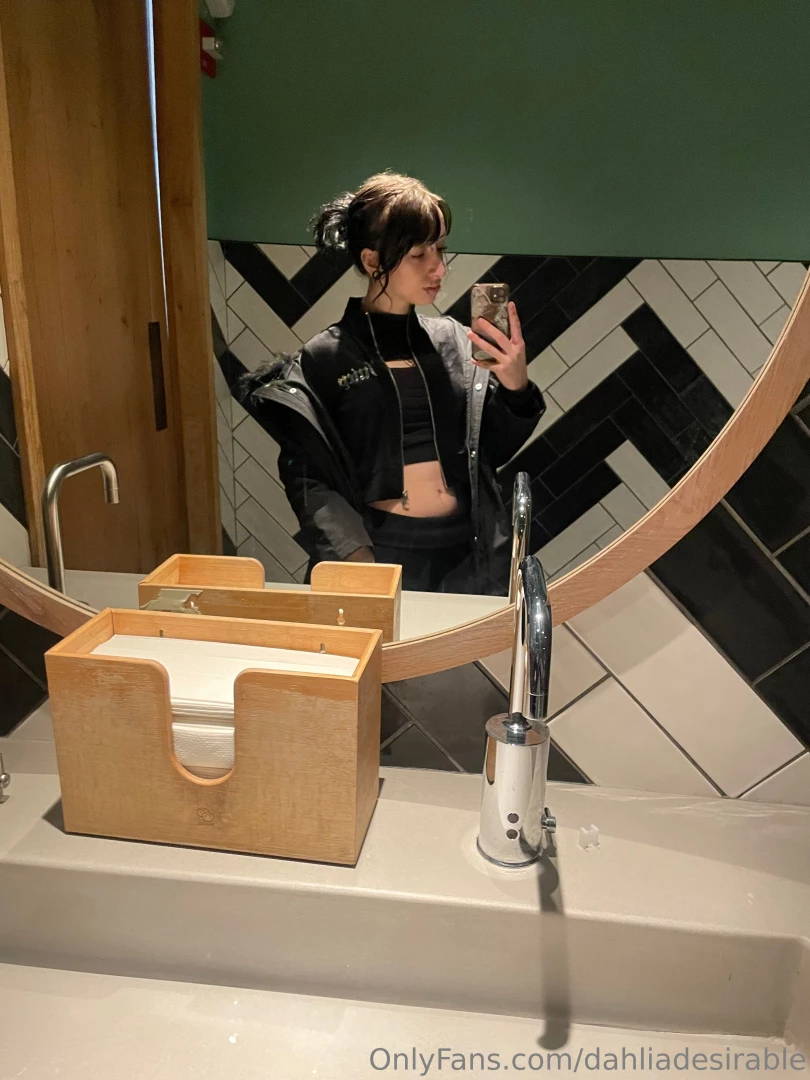 Finally got to go out and enjoy myself today got something yummy to 