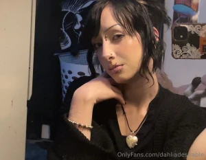 Would you be able to pay attention in class if i was your sexy