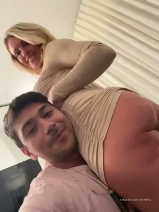 Perving on your mom sweetvickie 