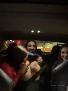 maxfillss - The uber driver saw the girls flashing their tits and was cool with us 