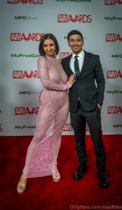 Got some red carpet photos for you coming soon