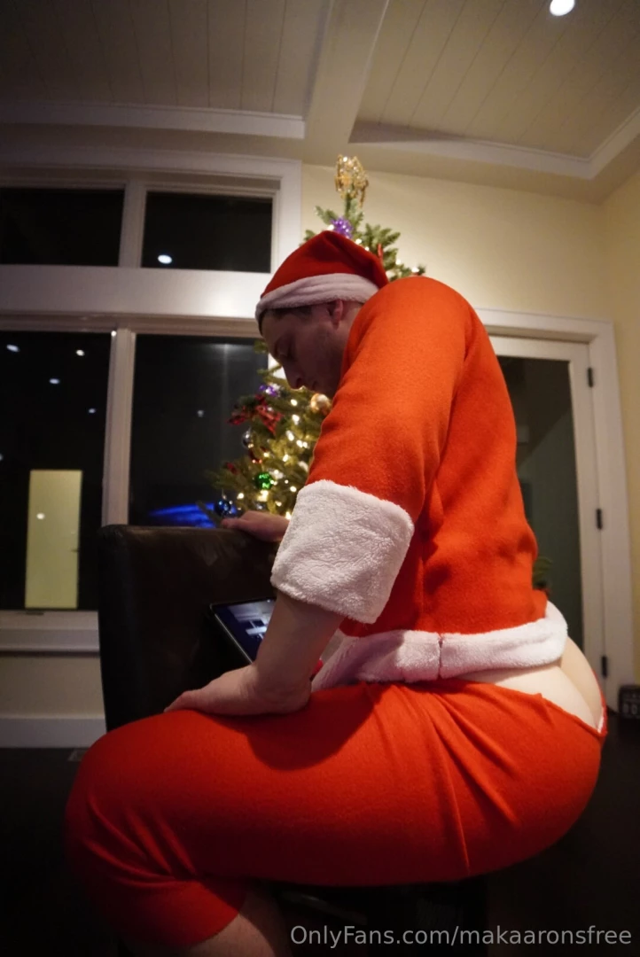 The full shoot in the chair merry christmas ya filthy animals part 1 