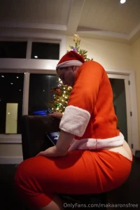 The full shoot in the chair merry christmas ya filthy animals part 1