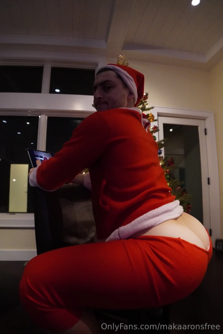 The full shoot in the chair merry christmas ya filthy animals part 2 