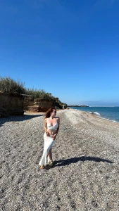 I like to lie on the sand and sunbathe i love it when the sun tickles part 4