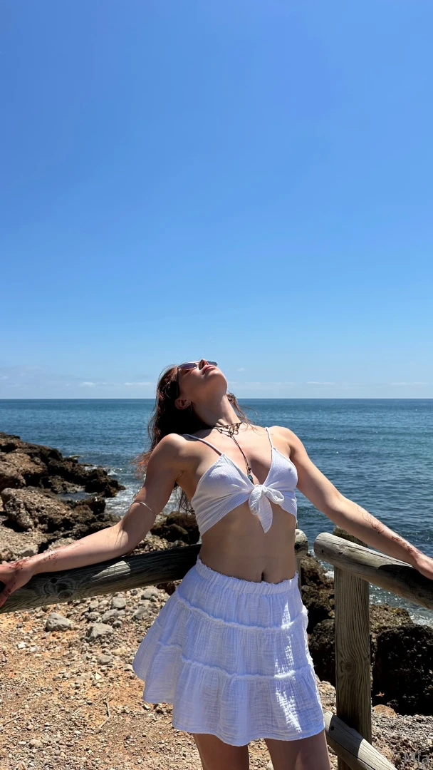 I like to lie on the sand and sunbathe i love it when the sun tickles part 5 