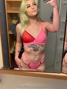 This heat has me dyinggg