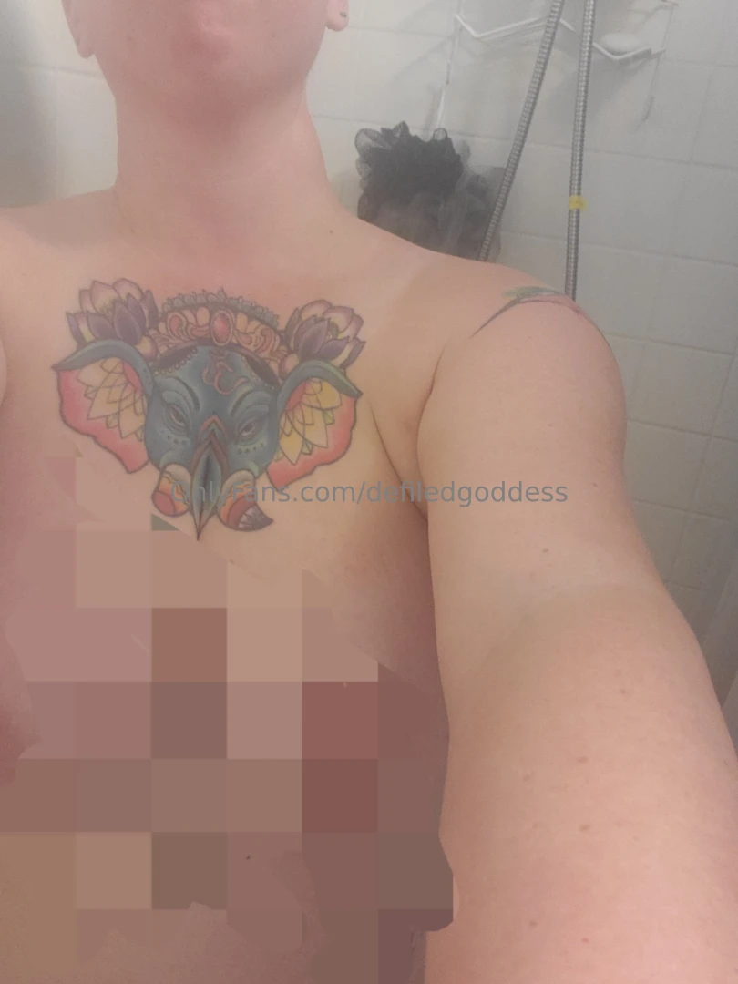 Like if you would join me tip for the uncensored version 