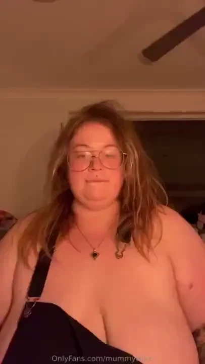 I felt a bit cute in the overalls i can t lie hehe 