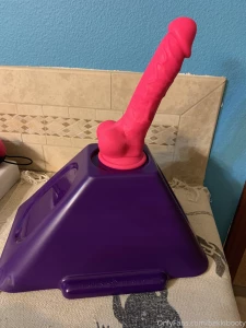 Oh i got a gift from a fan i can t wait to make a video for him using part 2
