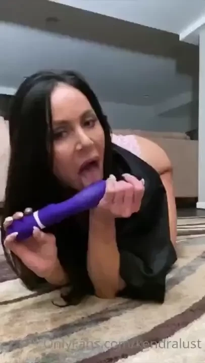 Getting in your dms join me there please 