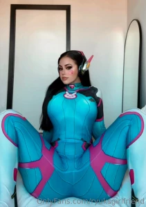 Swipe left to undress dva part 3