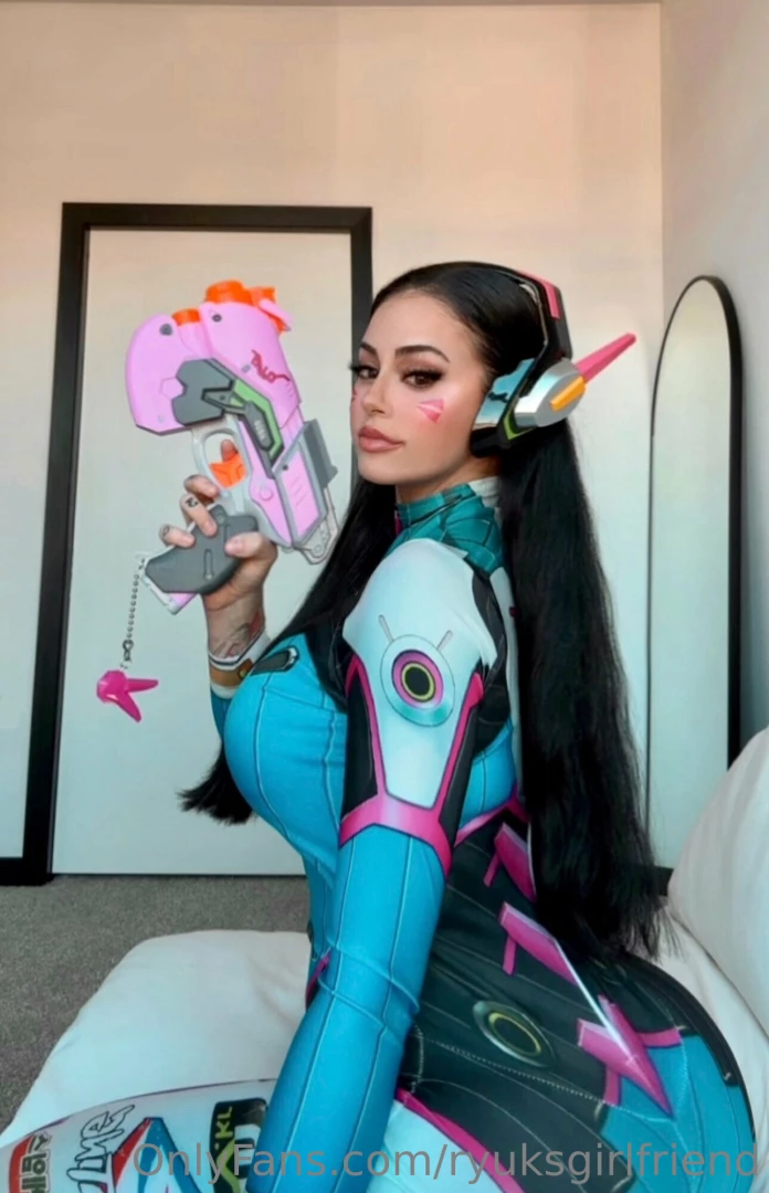 Swipe left to undress dva part 1 