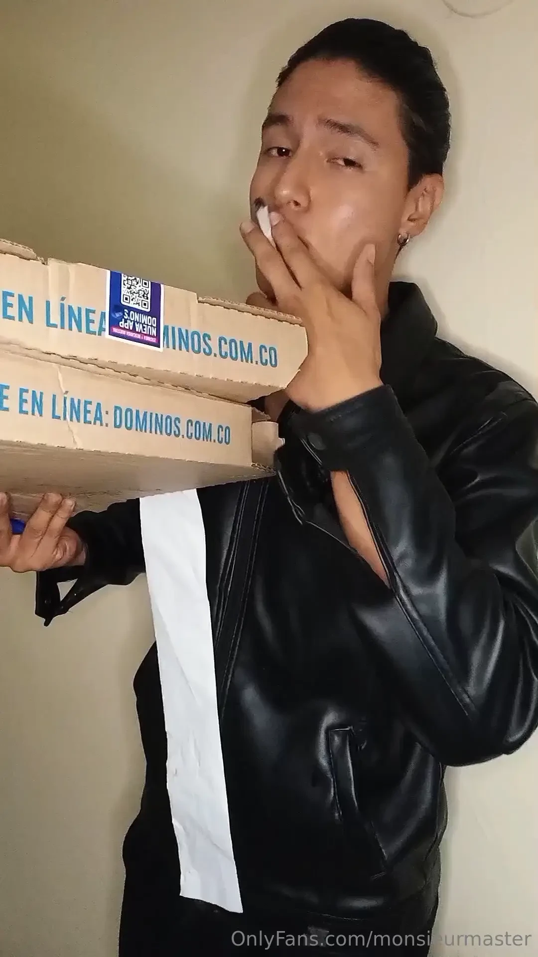 Preview video - belly in jacket just a taste wearing my sleek black 