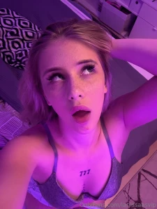 Baby spritz mir ins gesicht part 1