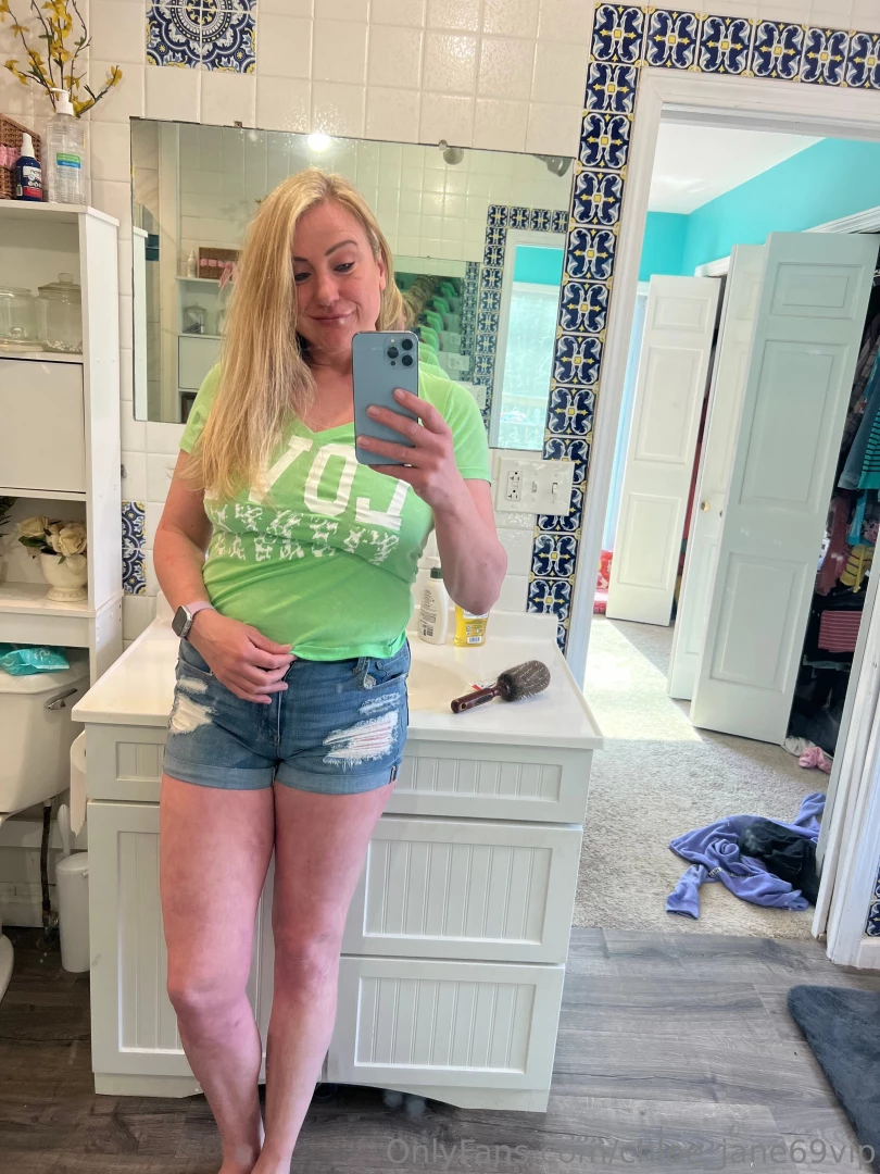 Why do i bother getting dressed i just end up taking it off lol part 16 