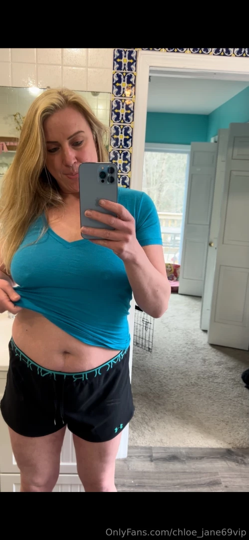 chloe-jane69vip - Like my blue shirt do you like it off better part 3 