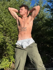 Lil throwback because this had me feeling like a hollister model