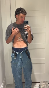 Im online rn who s ready to have some fun