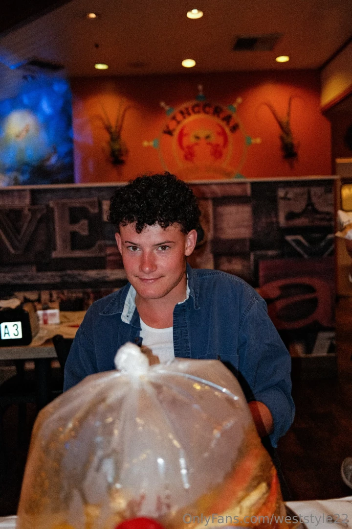 Reminder to turn on rebill for free content tomorrow huge thank you to 