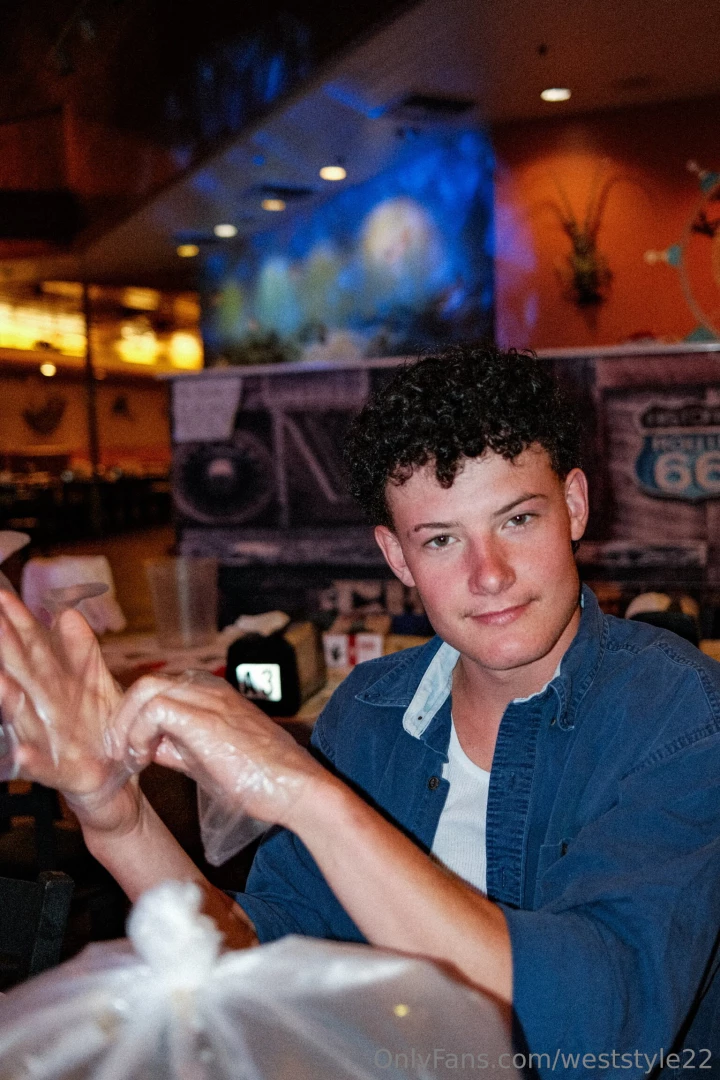 Reminder to turn on rebill for free content tomorrow huge thank you to part 1 