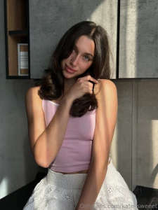 My eyes can tell you a lot of things what do you think i want to tell