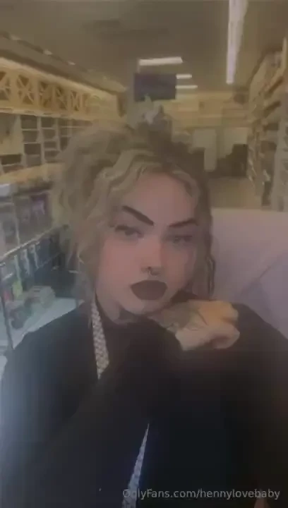 Had to give myself a quickie before work today i filmed it for you 