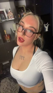 I m in the mood to be a little naughty who s brave enough to handle it