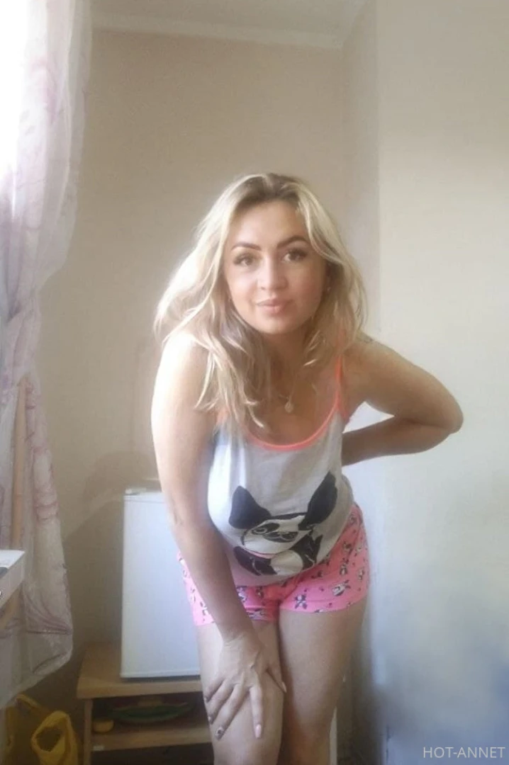 The best way to start the day is to smile to the world how do you 