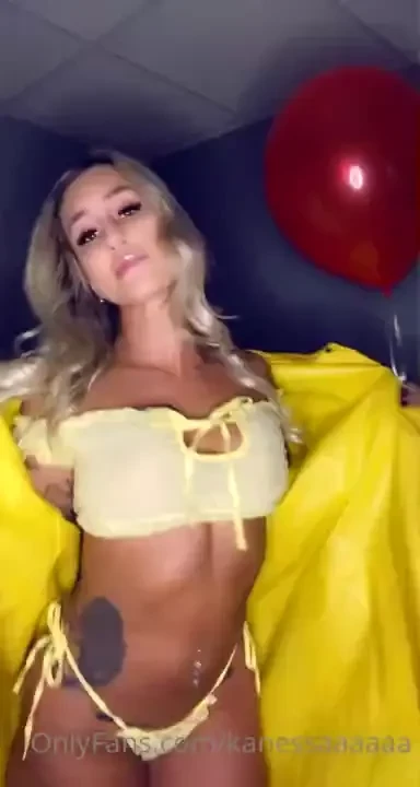 Hey babes i should have the pennywise video up tomorrow evening for part 1 