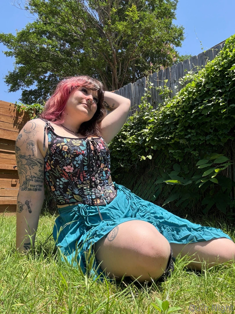 Just got back from renn faire everyone is always dressed so sexy and part 2 