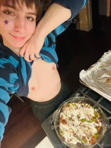 Baby i know i look cute but did you have to jizz on my casserole