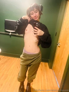 Y all guess what i felt cute