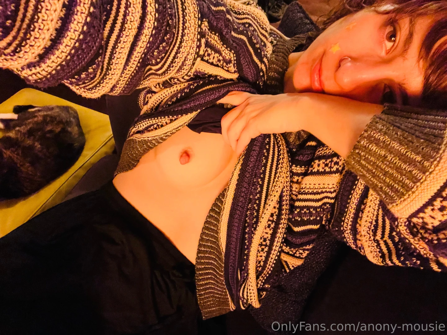 Hiiiiiiii ahhh i m so sleepy that this is actually maybe even me 