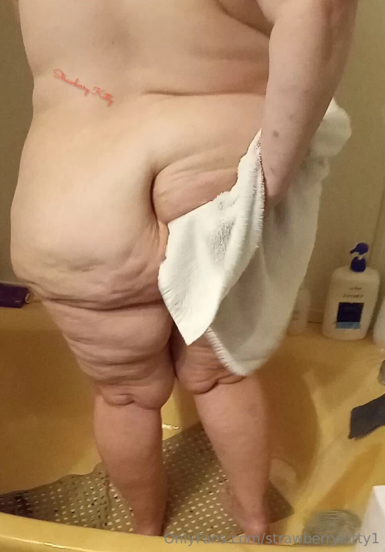 Gotta get that booty cleaned too tip me and i will show you what s part 1 