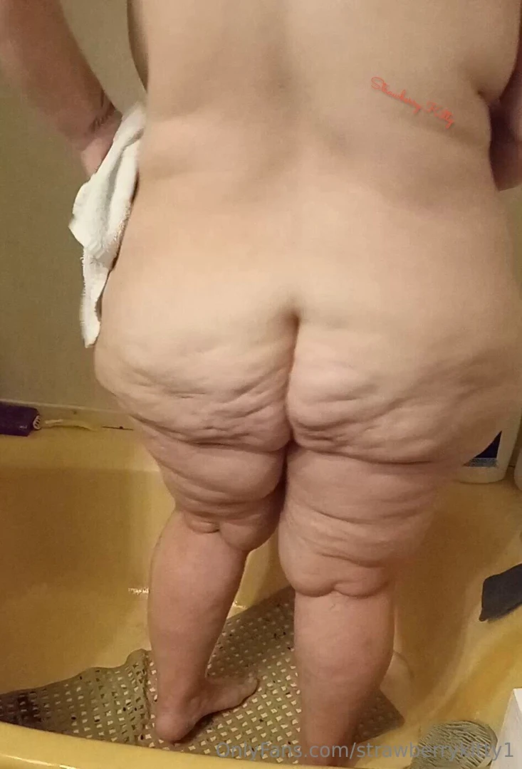 Gotta get that booty cleaned too tip me and i will show you what s part 2 