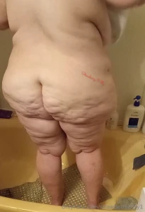 Gotta get that booty cleaned too tip me and i will show you what s part 3