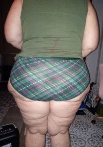 Some getting ready photos before the bonfire we had so much fun that part 1