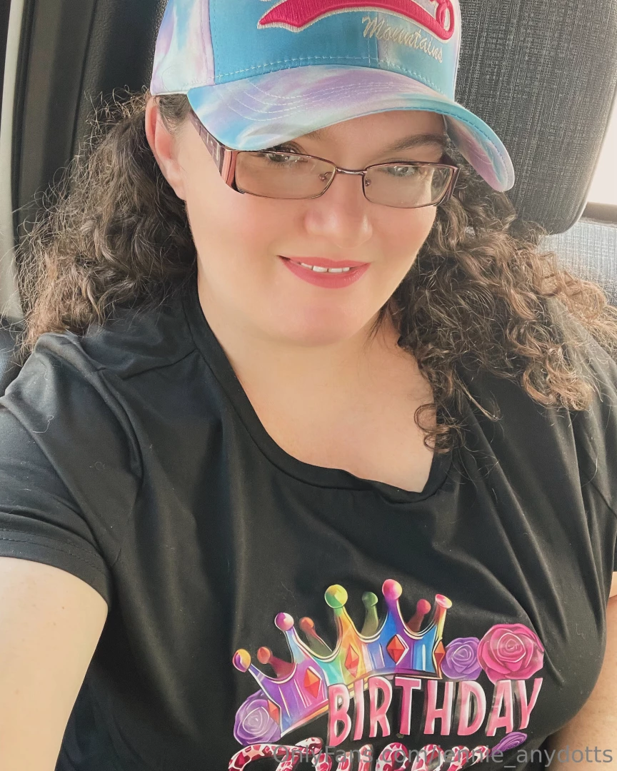 Today s my birthday and i m ready to party show me some love part 1 