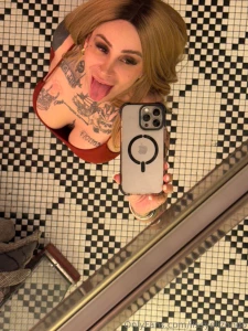 Qu estas viendo bebe