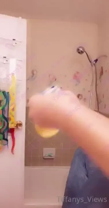 Peek into my day teeheehee 