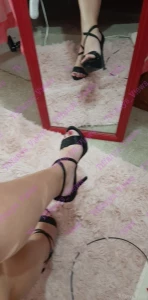 Is it feet or fanny day hit that like button or comment so i know u