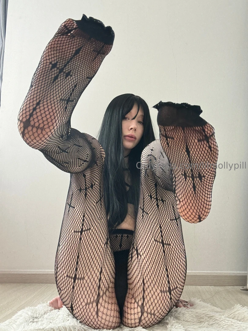 I bought tights with crosses on them what do you think part 1 