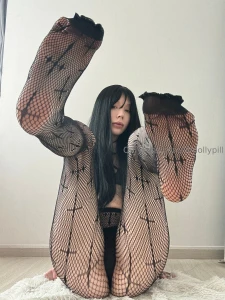 I bought tights with crosses on them what do you think part 1