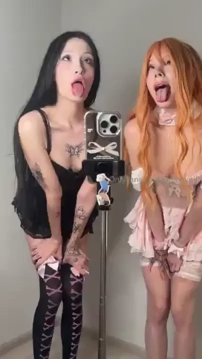 You wanna see our ahegao 