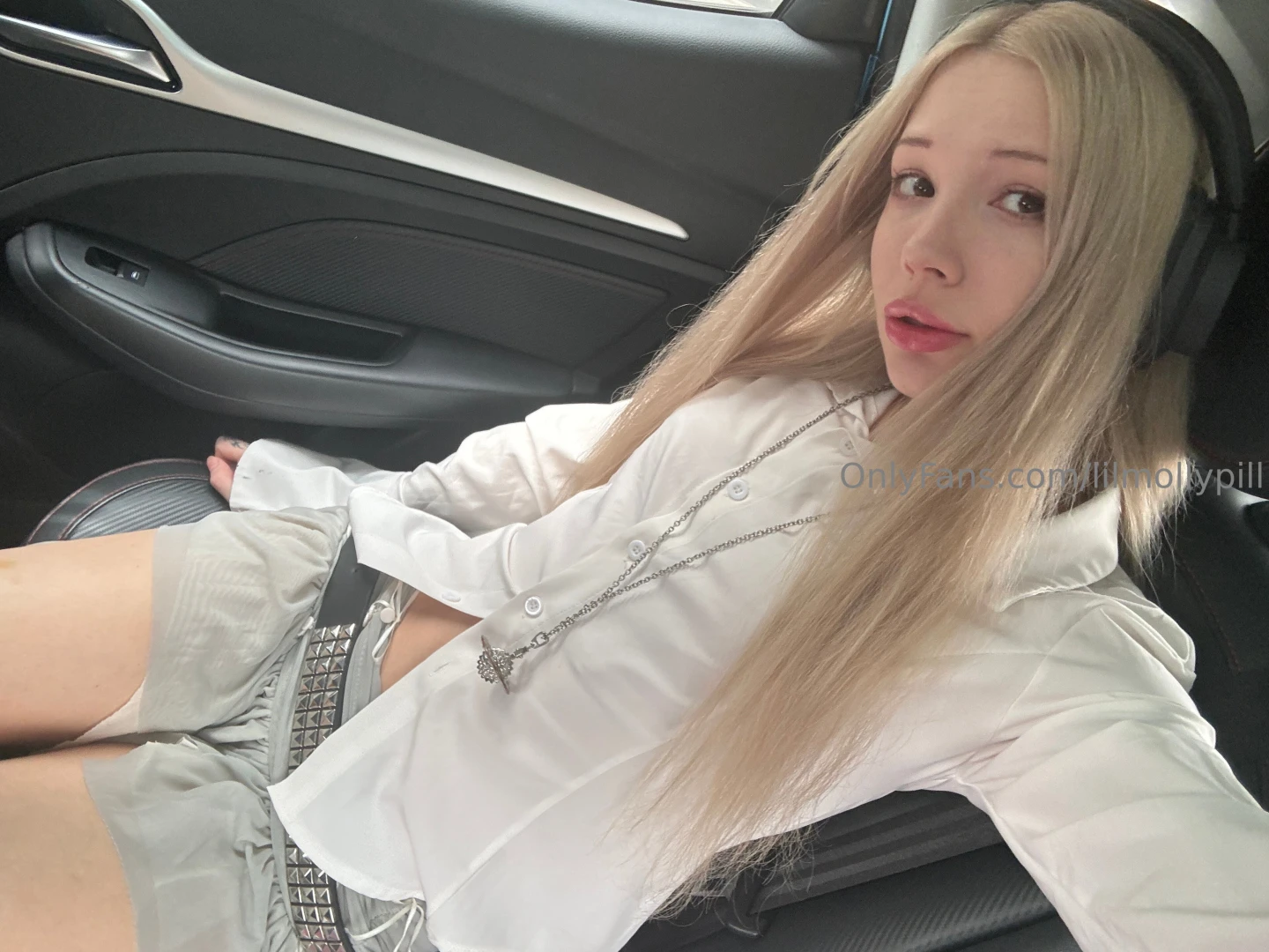 You can t tell by the look on this girl s face that she s done part 1 