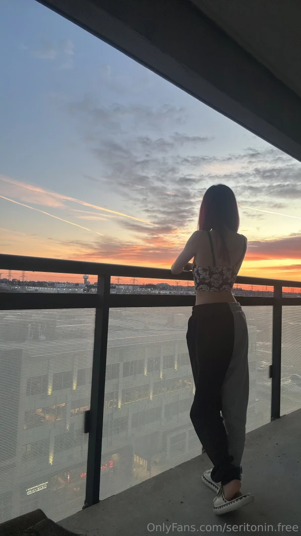 Want to see me wear less includes a little video sunrise is too pretty 